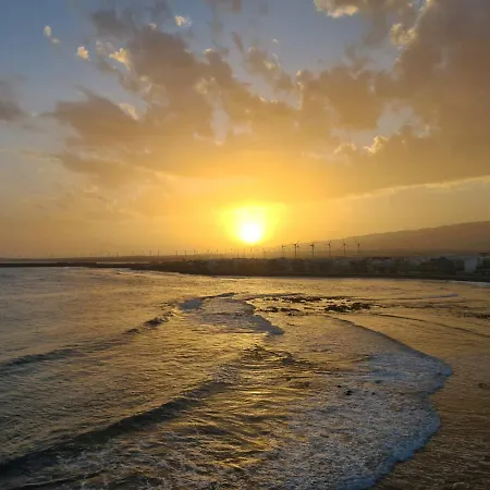 Arena Y Mar